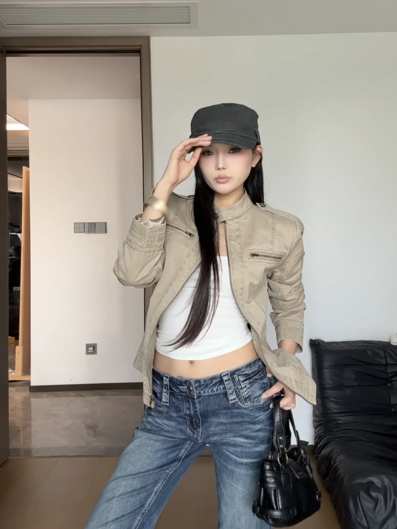 Винтажная рабочая куртка Jiyue для женщин: приталенная, из хлопка и полиэстера, на молнии, с длинными рукавами, повседневная верхняя одежда
Винтажная рабочая куртка Jiyue для женщин: приталенная, из хлопка и полиэстера, на молнии, с длинными рукавами, повседневная верхняя одежда