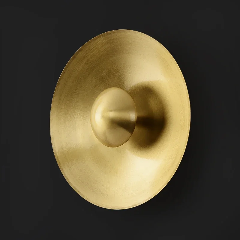 Post-modern background wall decoration light luxury copper wall lamp corridor ceiling lamp creative Nordic American simple coppe
Post-modern background wall decoration light luxury copper wall lamp corridor ceiling lamp creative Nordic American simple coppe