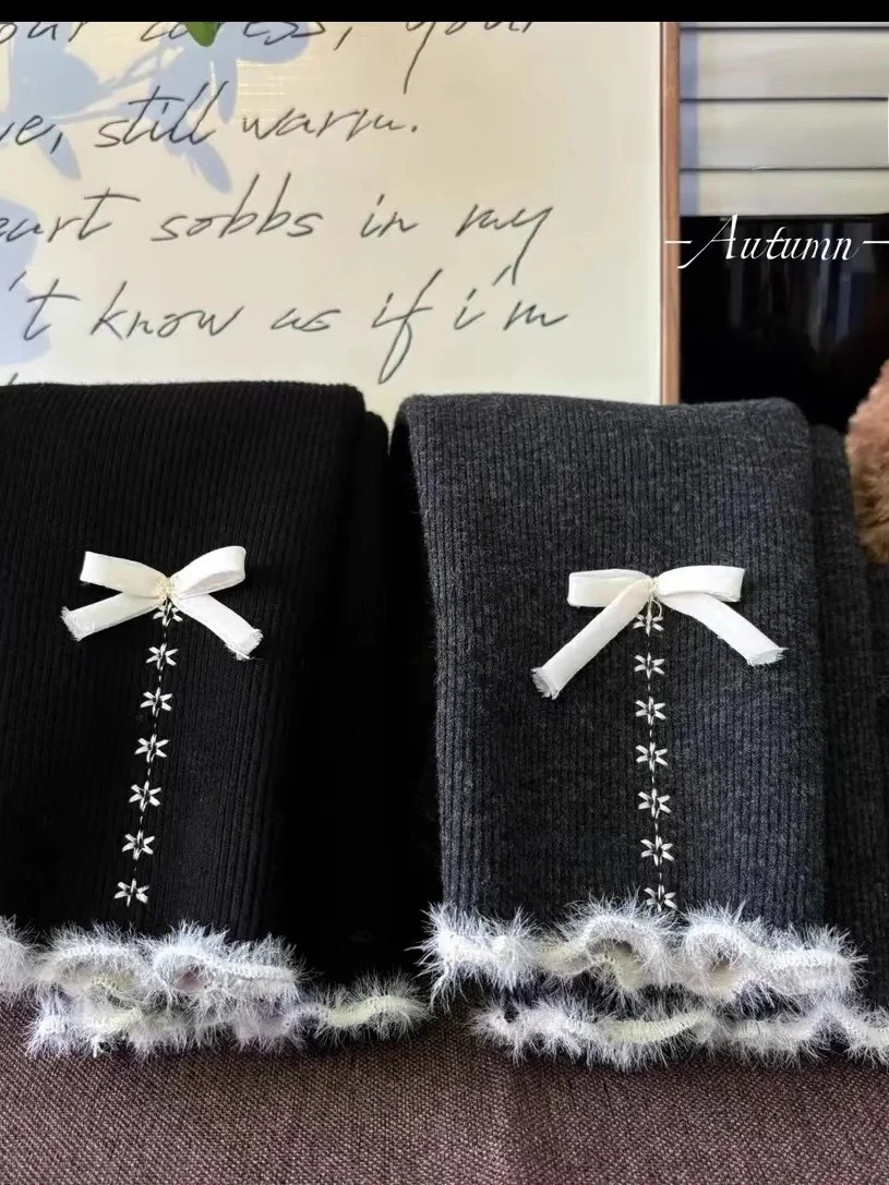 Корейские утепленные брюки для девочек на флисовой подкладке, теплые и комфортные, осенне-зимние, модные, трендовые, базовый слой
Корейские утепленные брюки для девочек на флисовой подкладке, теплые и комфортные, осенне-зимние, модные, трендовые, базовый слой