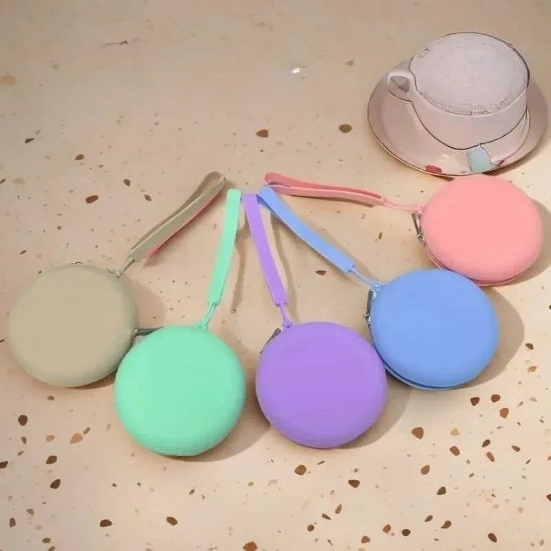 Waterproof Silicone Coin Purse Round Storage Bag High Capacity Portable Headphone Case Outdoor Lanyard
Waterproof Silicone Coin Purse Round Storage Bag High Capacity Portable Headphone Case Outdoor Lanyard