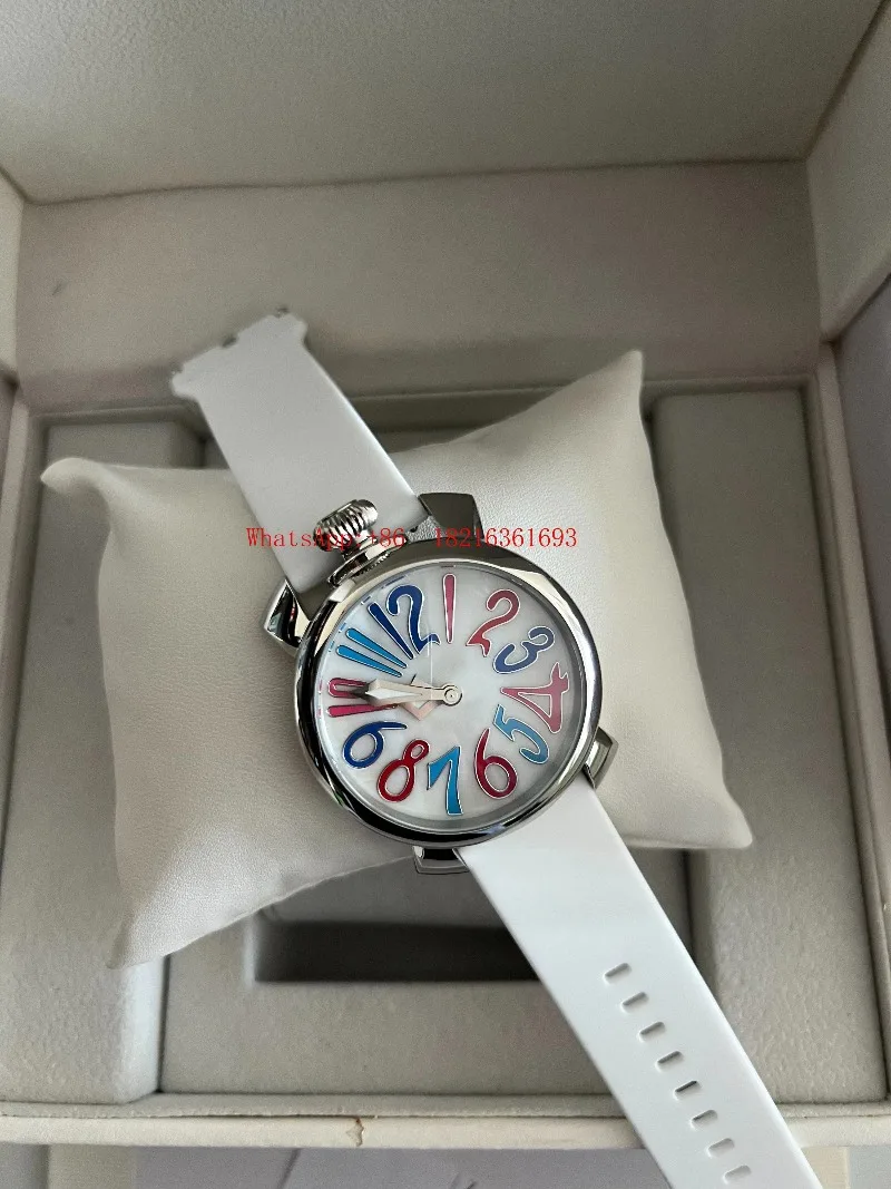 New High-end Fashion Versatile Watch Women's Watch Silicone Strap
New High-end Fashion Versatile Watch Women's Watch Silicone Strap
