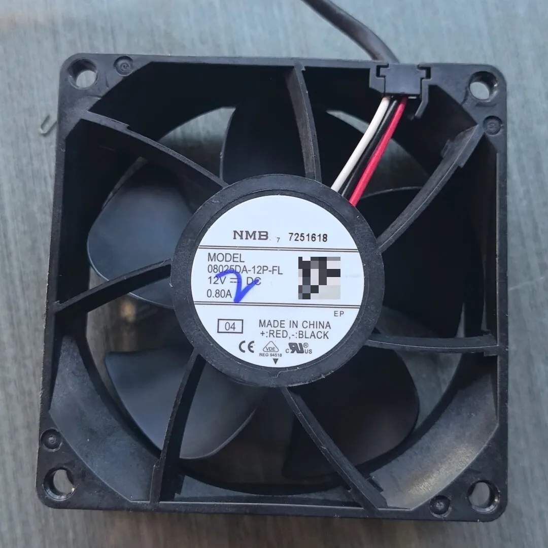 Original 08025DA-12P-FL 12V 0.80A 8025 three wire waterproof frequency converter and other equipment cooling fans
Original 08025DA-12P-FL 12V 0.80A 8025 three wire waterproof frequency converter and other equipment cooling fans
