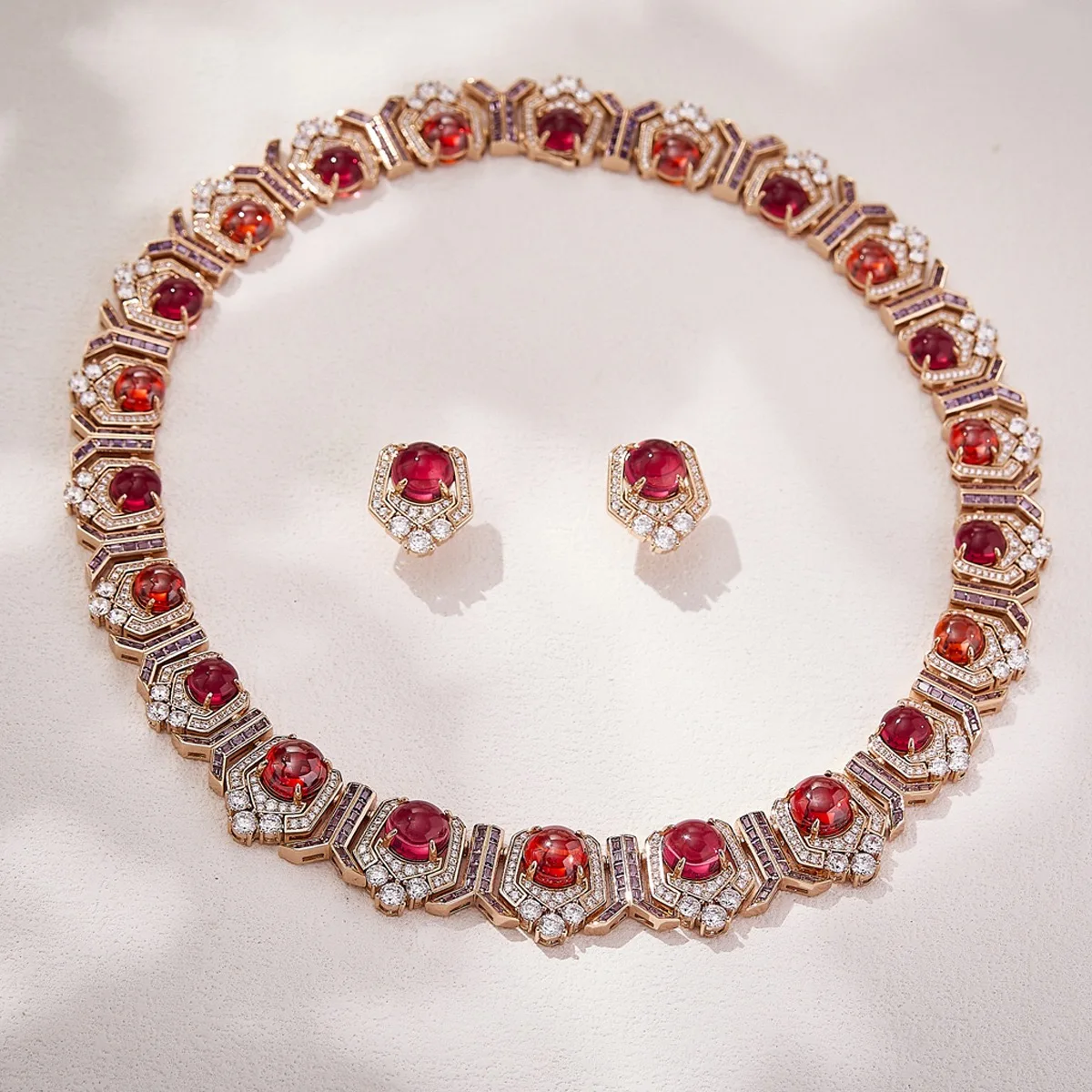 EYER Luxury Temperament AAA Zircon Red Crystal Necklace Choker Earrings For Women Wedding Party Evening Dress Jewelry Sets
EYER Luxury Temperament AAA Zircon Red Crystal Necklace Choker Earrings For Women Wedding Party Evening Dress Jewelry Sets