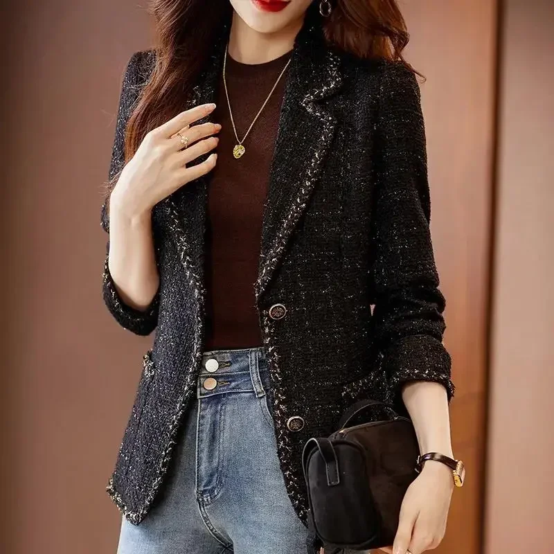 EEWQ Autumn Winter Ladies Casual Blazer Women Black Green Beige Plaid Jacket Female Long Sleeve Single Breasted Slim Coat
EEWQ Autumn Winter Ladies Casual Blazer Women Black Green Beige Plaid Jacket Female Long Sleeve Single Breasted Slim Coat