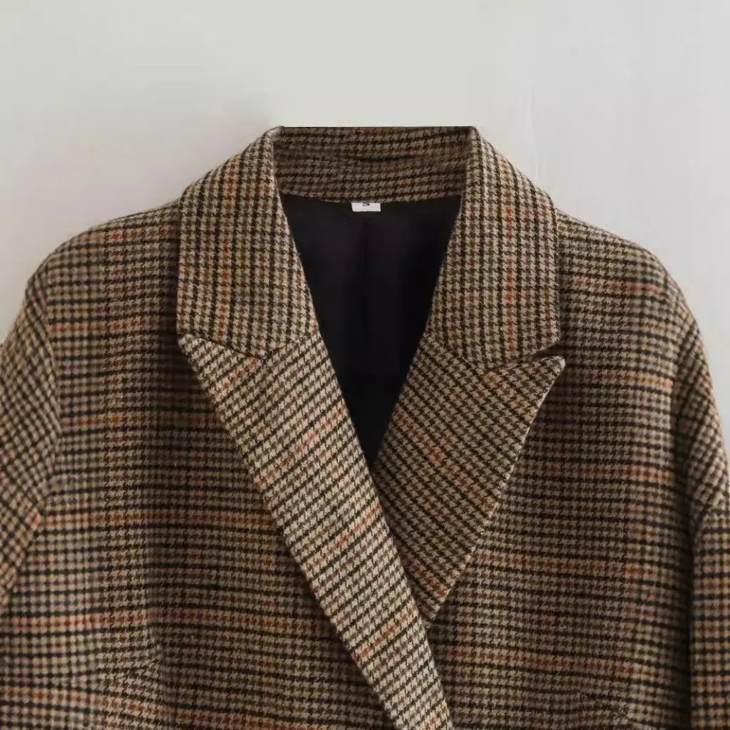 Autumn New Women's Double-Breasted Suit Jacket Long Sleeve Houndstooth Pattern European American Fashion Collar Sanding
Autumn New Women's Double-Breasted Suit Jacket Long Sleeve Houndstooth Pattern European American Fashion Collar Sanding