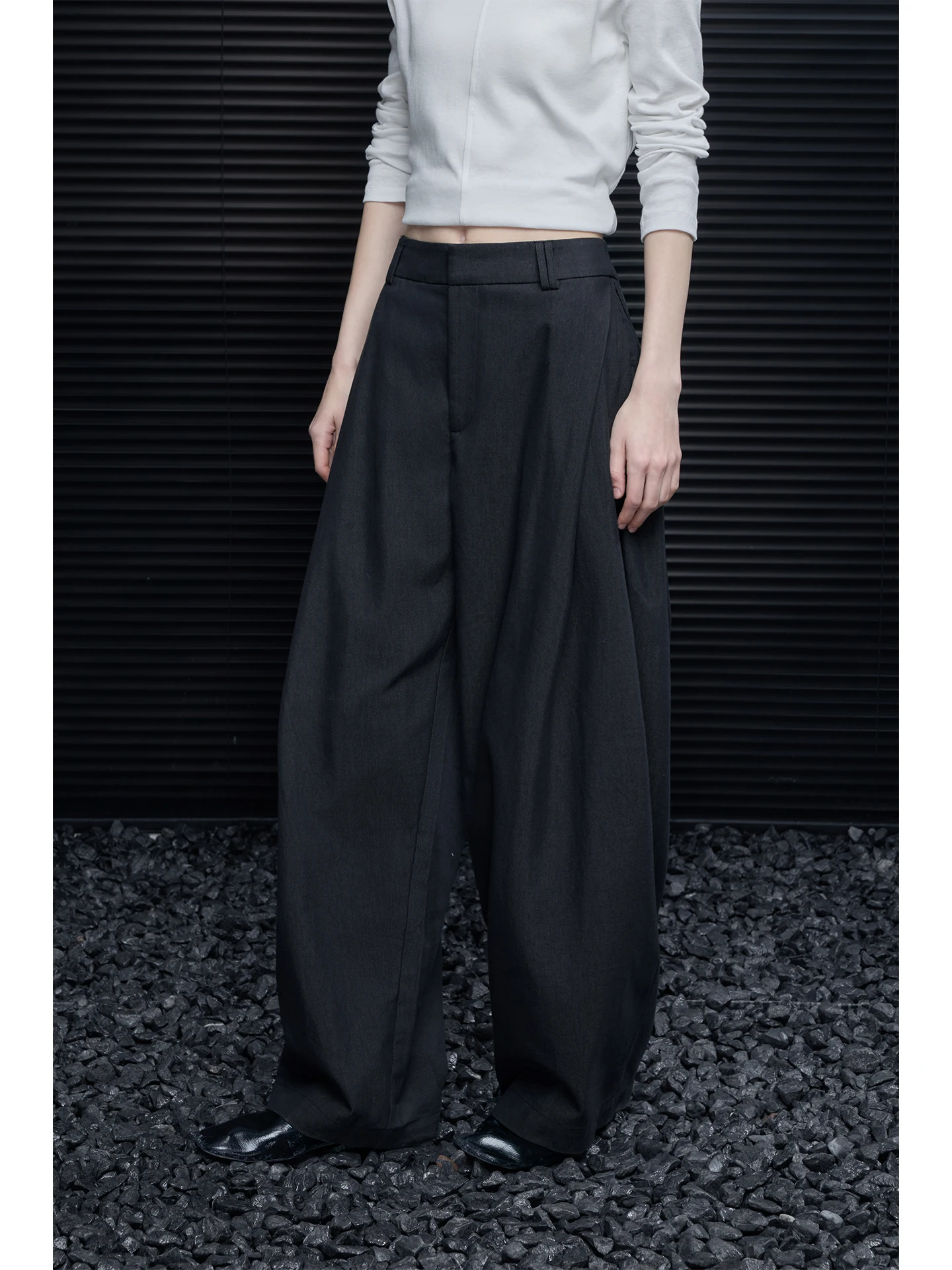 Женские широкие брюки с высокой талией, свободные, повседневные, стройнящие, универсальные, весенняя новинка, деловые повседневные брюки
Женские широкие брюки с высокой талией, свободные, повседневные, стройнящие, универсальные, весенняя новинка, деловые повседневные брюки