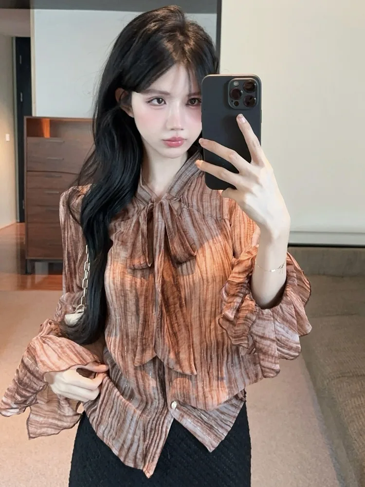 Korean Style Knot Belted Shiny Thread Stripe Flared Sleeve Shirt Women's Spring Summer New Light Maturity Slim Long...
Korean Style Knot Belted Shiny Thread Stripe Flared Sleeve Shirt Women's Spring Summer New Light Maturity Slim Long...