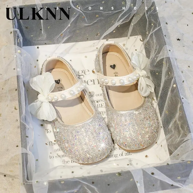 Girl's Bow Princess Shoes 2024 Spring Autumn New Children's Water Rhinestone Fashion Pink Leather Shoes Performance Single Shoe
Girl's Bow Princess Shoes 2024 Spring Autumn New Children's Water Rhinestone Fashion Pink Leather Shoes Performance Single Shoe