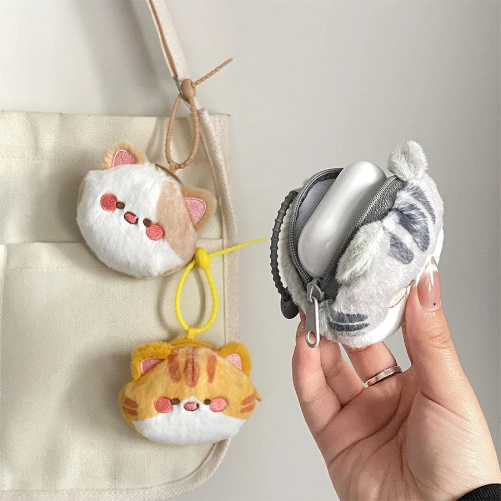 Kawaii кошелек на молнии с изображением кота, кошелек для ключей, мультяшный кошелек, сумка для хранения кабеля для передачи данных, сумка с подвеской, плюшевая сумка для наушников для девочек
Kawaii кошелек на молнии с изображением кота, кошелек для ключей, мультяшный кошелек, сумка для хранения кабеля для передачи данных, сумка с подвеской, плюшевая сумка для наушников для девочек