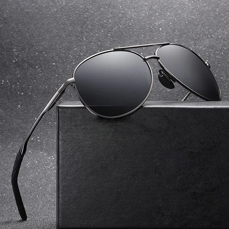 High-quality Sunglasses for Men, Polarized Day and Night Vision Dual-use Polarized Sunglasses, Sun Visor
High-quality Sunglasses for Men, Polarized Day and Night Vision Dual-use Polarized Sunglasses, Sun Visor