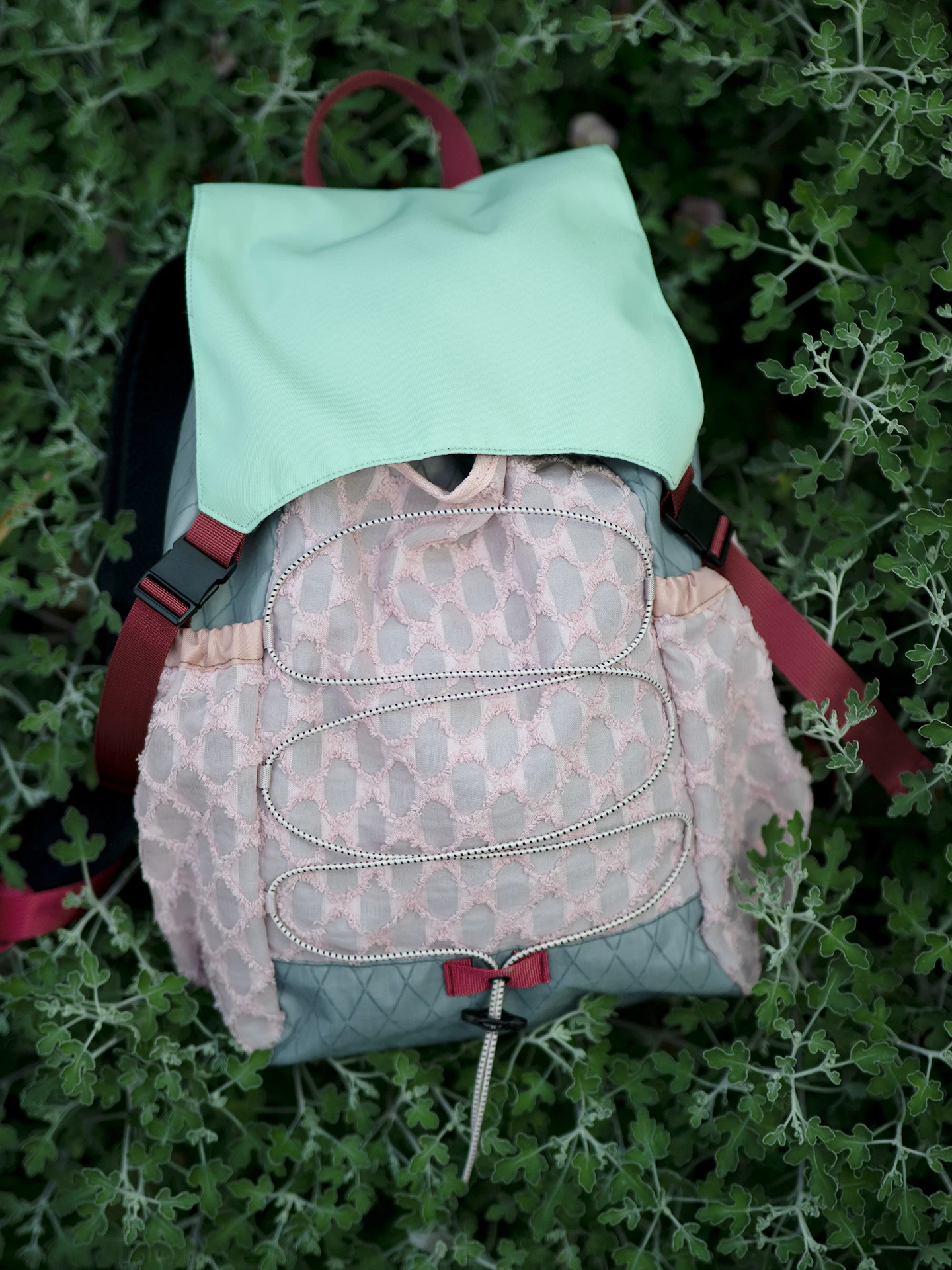 Original 2026 Summer Commuter Outdoor Spliced Color Contrast Lightweight Travel Backpack Casual Simple Style Single Shoulder ...
Original 2026 Summer Commuter Outdoor Spliced Color Contrast Lightweight Travel Backpack Casual Simple Style Single Shoulder ...