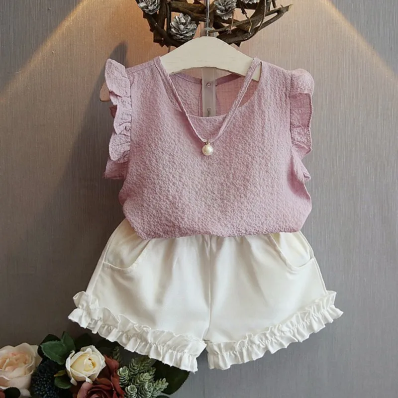 Two-Piece Summer Girls' Sweet Shorts Suit Children's Sleeveless Chiffon Clothes Children's Picnic And Play Two-Piece Set
Two-Piece Summer Girls' Sweet Shorts Suit Children's Sleeveless Chiffon Clothes Children's Picnic And Play Two-Piece Set
