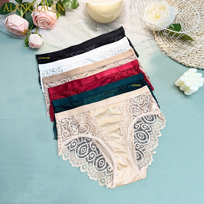 3Pcs/Lot Women Panties Lace Embroidery Briefs Solid Color Sexy Panty Female Spliced Perspective Underwear Lingerie for Ladies
3Pcs/Lot Women Panties Lace Embroidery Briefs Solid Color Sexy Panty Female Spliced Perspective Underwear Lingerie for Ladies