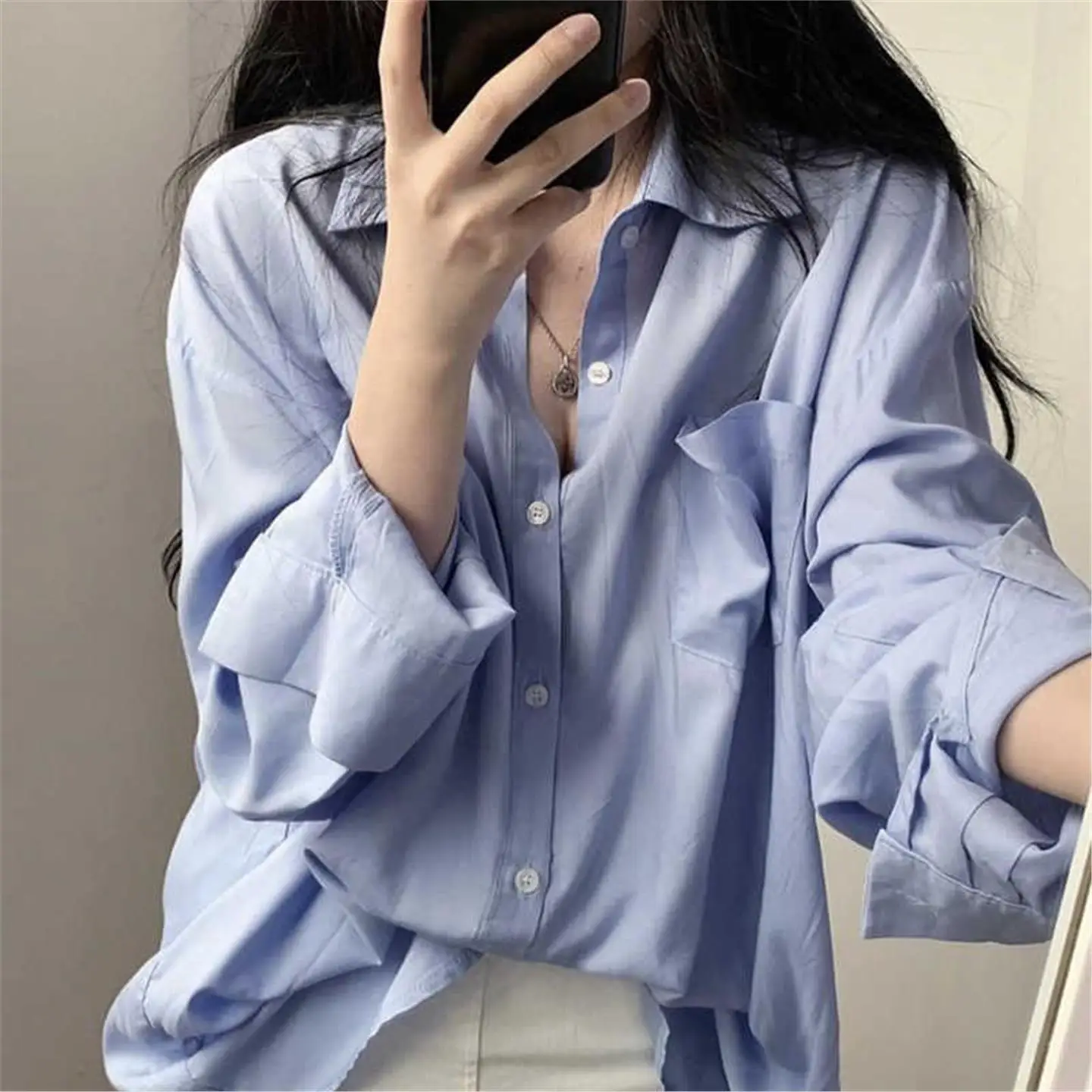 Long Sleeve Women's Shirt Brand Buckle Design Early Autumn Trend Spring Clothes Loose Mid-Length New Style Versatile Top
Long Sleeve Women's Shirt Brand Buckle Design Early Autumn Trend Spring Clothes Loose Mid-Length New Style Versatile Top