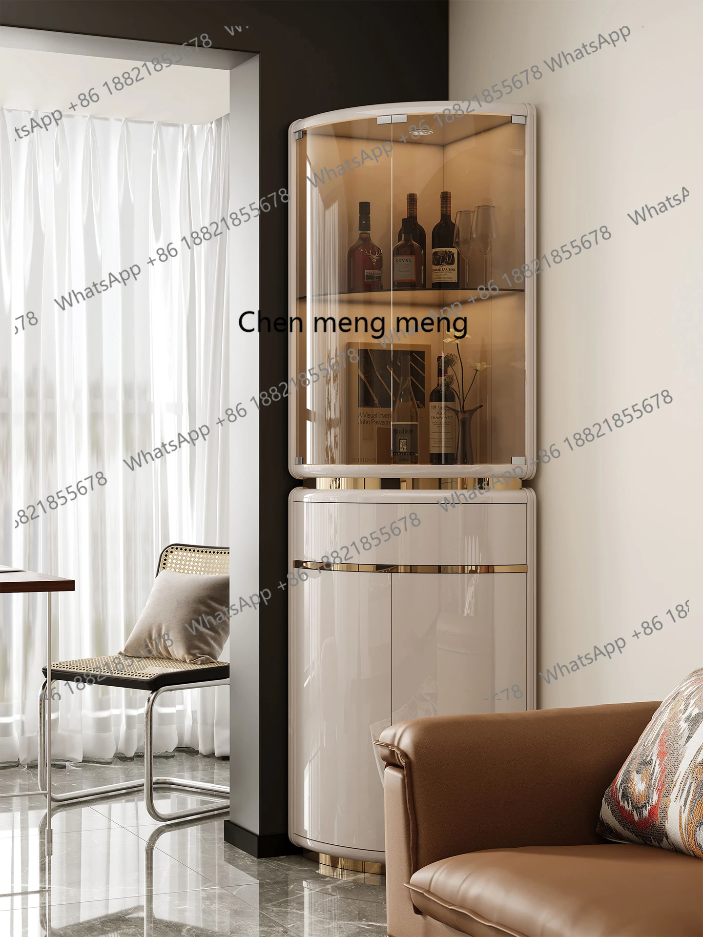 Итальянский угловой шкаф, угол у стены, полка, светильник, роскошная элитная гостиная, дом
Итальянский угловой шкаф, угол у стены, полка, светильник, роскошная элитная гостиная, дом