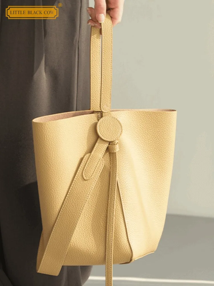 Office Ladies Shoulder Bag Softshell Cow Split Leather Totes Handbag Women Casual Bucket Bags Solid Colors Strap Crossbody Bag
Office Ladies Shoulder Bag Softshell Cow Split Leather Totes Handbag Women Casual Bucket Bags Solid Colors Strap Crossbody Bag