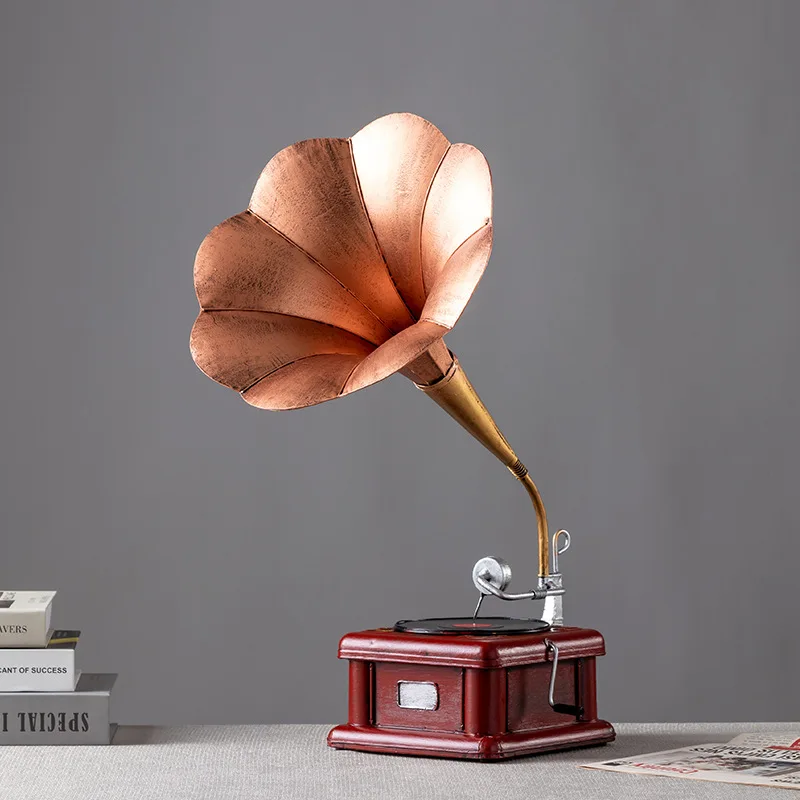 Retro Gramophone Ornaments European-style Decoration Old Objects Living Room Wine Cabinet Props Cafe Bar Restaurant Decorations
Retro Gramophone Ornaments European-style Decoration Old Objects Living Room Wine Cabinet Props Cafe Bar Restaurant Decorations