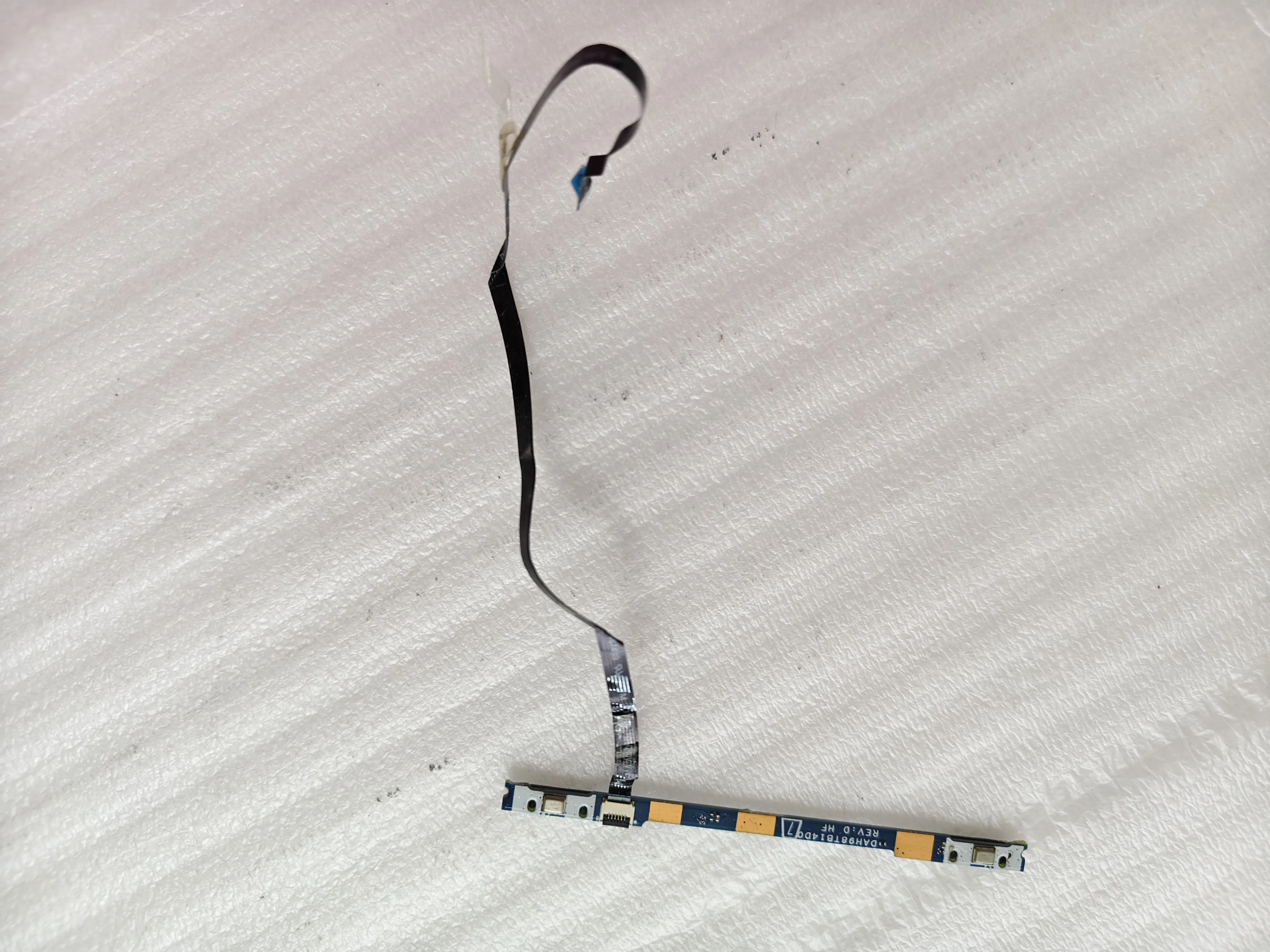 Used DA0H99TB8E0 REV : FOR HUAWEI Magicbook D14 Nbl-WAQ9R MICORPHONE
Used DA0H99TB8E0 REV : FOR HUAWEI Magicbook D14 Nbl-WAQ9R MICORPHONE