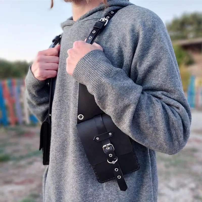 Unisex Faux Leather Medieval Punk Backpack Adjustable Length Retro Bag Costume Accessory Shoulder Strap Underarm Cross-body Bags
Unisex Faux Leather Medieval Punk Backpack Adjustable Length Retro Bag Costume Accessory Shoulder Strap Underarm Cross-body Bags