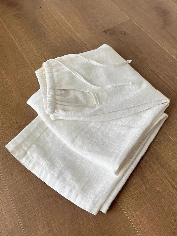 Белые хлопковые и льняные широкие брюки с завышенной талией, женские летние гибкие удобные повседневные брюки свободного покроя с высокой талией прямого кроя 
Белые хлопковые и льняные широкие брюки с завышенной талией, женские летние гибкие удобные повседневные брюки свободного покроя с высокой талией прямого кроя