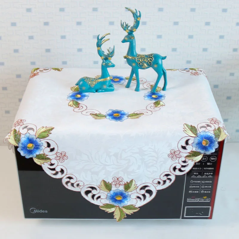 HOT satin rose flower Embroidery table cloth cover wedding party tablecloth kitchen Christmas Table decoration and accessories
HOT satin rose flower Embroidery table cloth cover wedding party tablecloth kitchen Christmas Table decoration and accessories