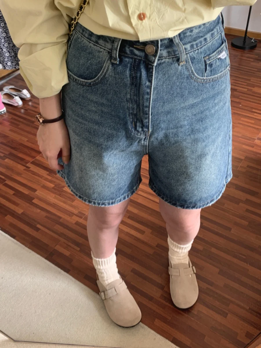 High Waist Slimming Denim orts Women's Summer plus Size Loose Wide Leg Mid-Length Casual Versatile Five-Quarter Pants
High Waist Slimming Denim orts Women's Summer plus Size Loose Wide Leg Mid-Length Casual Versatile Five-Quarter Pants