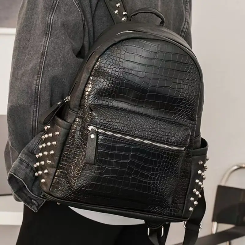 2026 New Brand Fashion Rivet Men Backpack Alligator Pattern Leather Waterproof Travel Bag Casual Book Male Laptop Bag Backpacks
2026 New Brand Fashion Rivet Men Backpack Alligator Pattern Leather Waterproof Travel Bag Casual Book Male Laptop Bag Backpacks