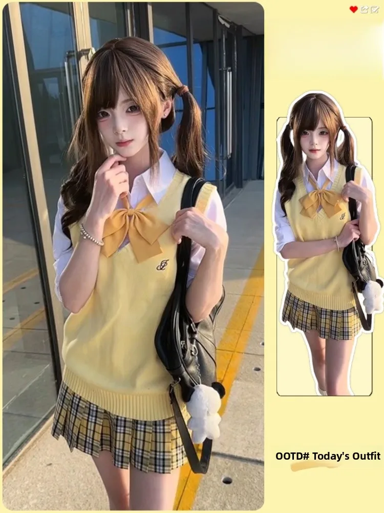 Оригинальный японский вязаный свитер, жилет, женский повседневный универсальный топ для отдыха, полиэфирное волокно, U-образный вырез, среднее тепло 
Оригинальный японский вязаный свитер, жилет, женский повседневный универсальный топ для отдыха, полиэфирное волокно, U-образный вырез, среднее тепло