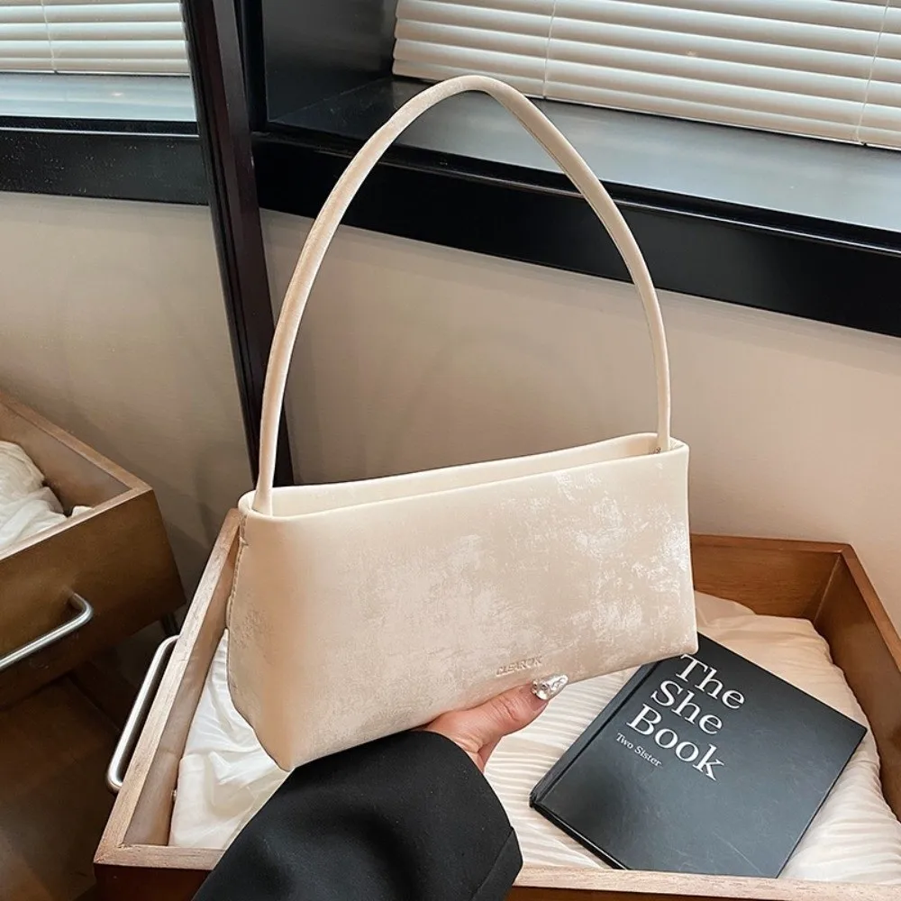 New Small Size Trendy Shoulder Bag Underarm Design Minimalist Crossbody Bag Casual Square Shape PU Leather Bag Evening
New Small Size Trendy Shoulder Bag Underarm Design Minimalist Crossbody Bag Casual Square Shape PU Leather Bag Evening