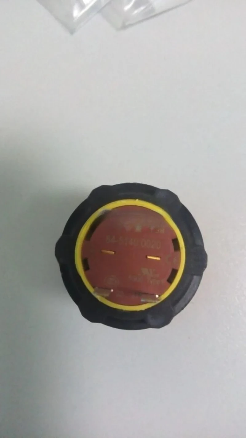 84-5140.0020 brand new original imported stock EAO button switch 84 series
84-5140.0020 brand new original imported stock EAO button switch 84 series