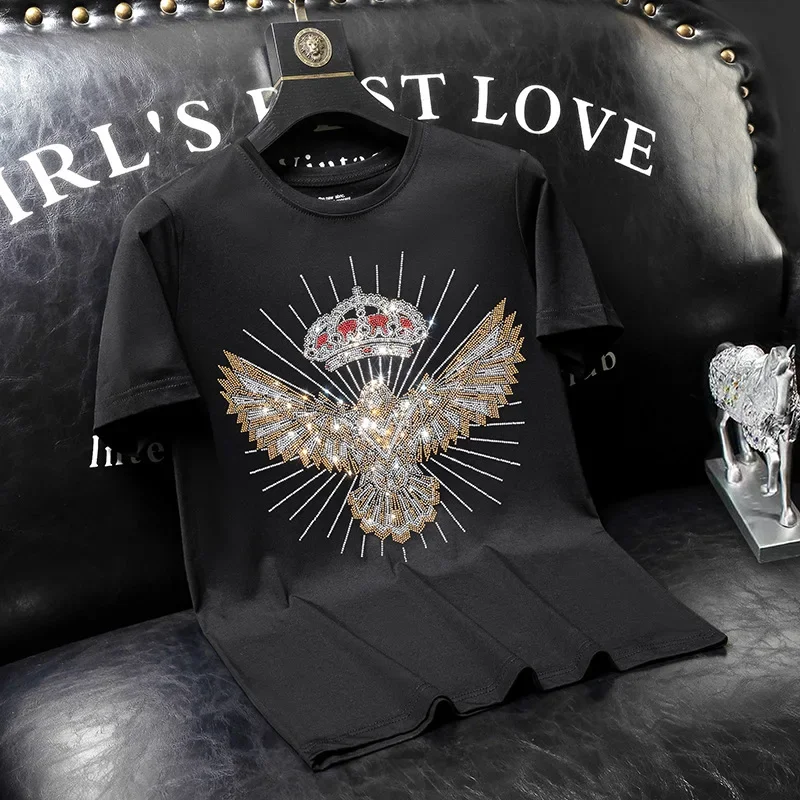 2025 T Shirts Men Eagle Rhinestones Fashion Streetwear O Neck Short Sleeve Slim Casual Thin Elastic Cool Cotton T-shirt for Man 
2025 T Shirts Men Eagle Rhinestones Fashion Streetwear O Neck Short Sleeve Slim Casual Thin Elastic Cool Cotton T-shirt for Man
