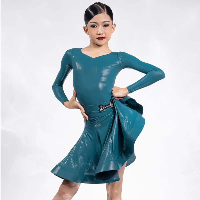 Fashion Girls Long Sleeved Latin Dance Dresses National Standard Ballroom Dance Competition Costumes Performance Wear DWY9595
Fashion Girls Long Sleeved Latin Dance Dresses National Standard Ballroom Dance Competition Costumes Performance Wear DWY9595