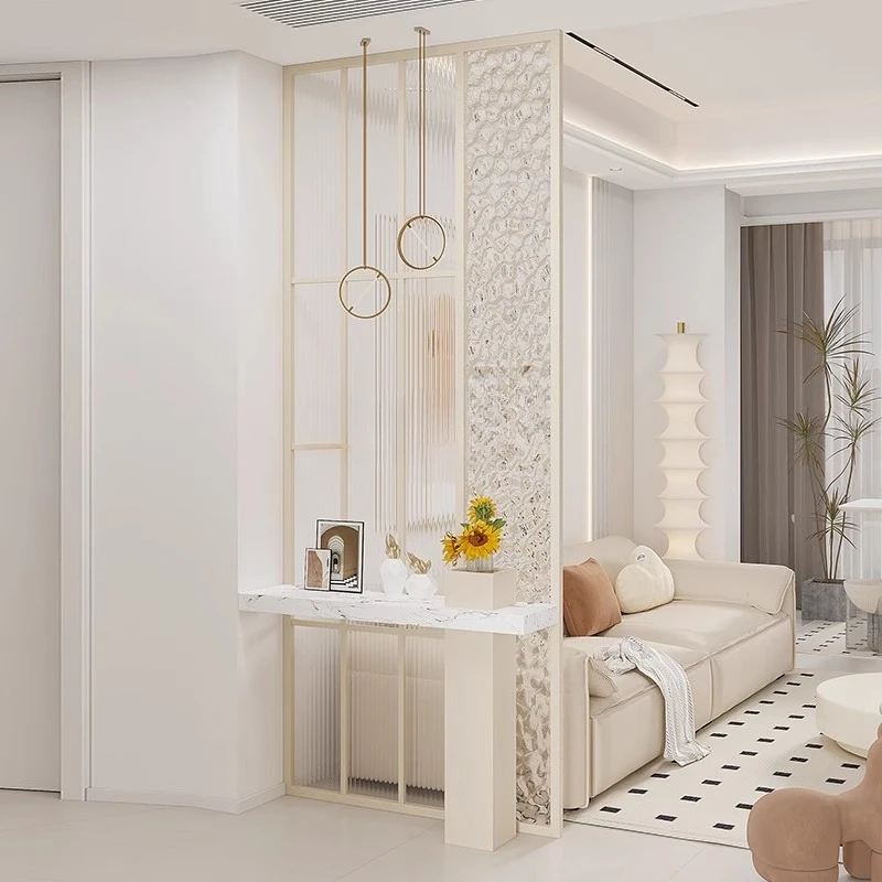 Entrance screen cream screen partition, living room entrance facing the door, entrance room bedroom, blocked by the sofa
Entrance screen cream screen partition, living room entrance facing the door, entrance room bedroom, blocked by the sofa