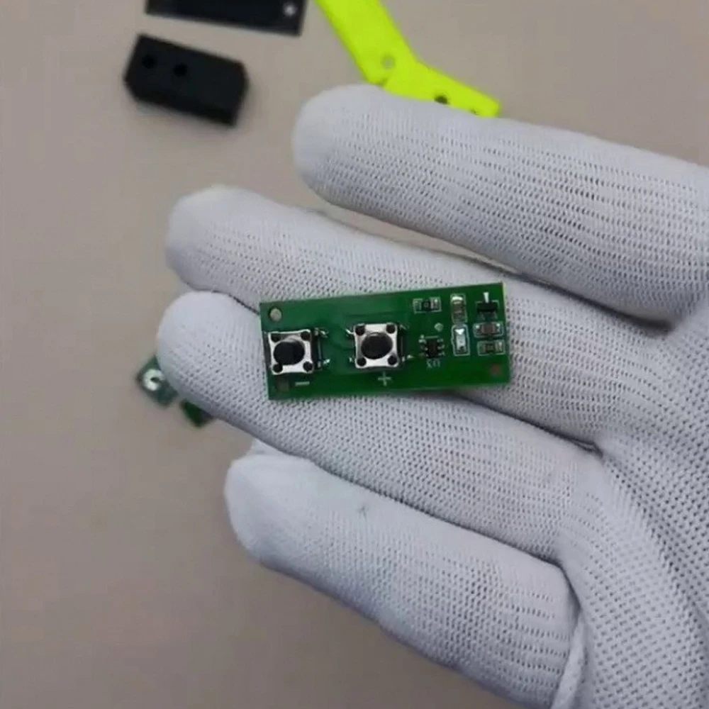 PWM DC Motor Speed Control Module Dimming Module Heater Temperature Control Board DC3-30V Motor Governer Motor Speed Regulator
PWM DC Motor Speed Control Module Dimming Module Heater Temperature Control Board DC3-30V Motor Governer Motor Speed Regulator