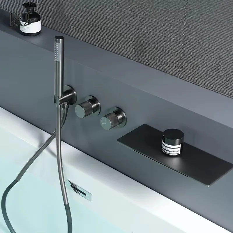 Brass Single Handle Wall Mounted Bathtub Handheld Shower Set
Brass Single Handle Wall Mounted Bathtub Handheld Shower Set