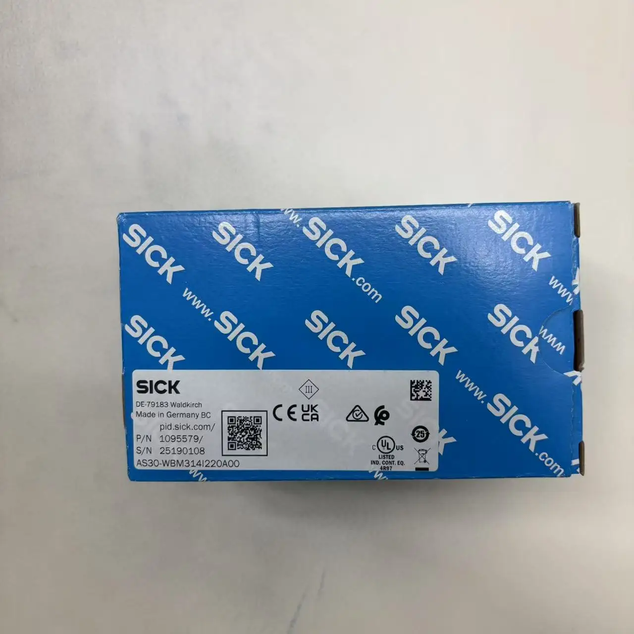 оригинальные датчики массива AS30-WBM314I220A00 1095579 новые на складе
оригинальные датчики массива AS30-WBM314I220A00 1095579 новые на складе