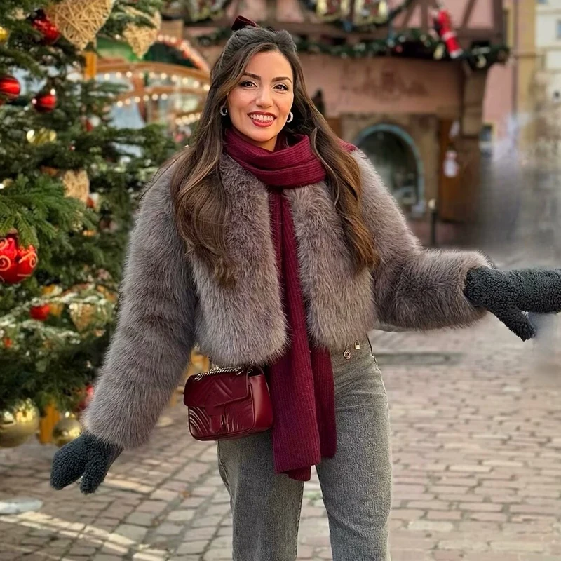 Women Fluffy Jacket Winter Clothes Short Faux-Fox Fur Coats Korea Casual Black Outwear Female Thick Warm Plush Overcoat
Women Fluffy Jacket Winter Clothes Short Faux-Fox Fur Coats Korea Casual Black Outwear Female Thick Warm Plush Overcoat