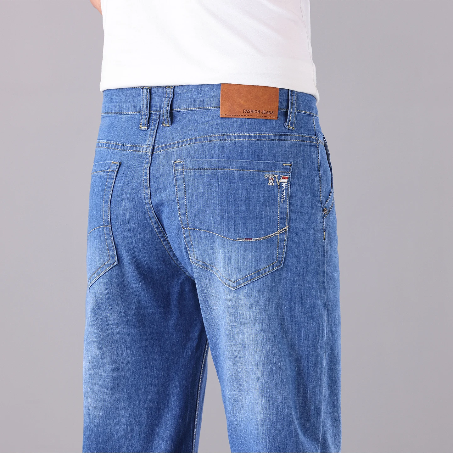 28-46 plus size men's straight loose lightweight jeans 2026 summer classic embroidered cotton stretch thin denim casual trousers
28-46 plus size men's straight loose lightweight jeans 2026 summer classic embroidered cotton stretch thin denim casual trousers