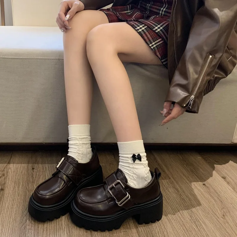 Retro British-style Versatile Leather Shoes for Women 2026Spring New Style,Thick-soled and Height-increasing Fashionable Loafers
Retro British-style Versatile Leather Shoes for Women 2026Spring New Style,Thick-soled and Height-increasing Fashionable Loafers