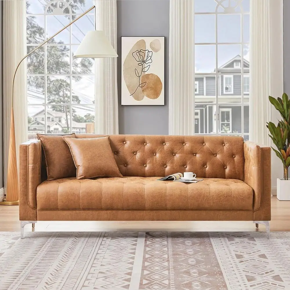 Brown Leather 3-Seater Sofa with 2 Pillows, Handcrafted Button-Tufted Cushions and Metal Legs for Living Room
Brown Leather 3-Seater Sofa with 2 Pillows, Handcrafted Button-Tufted Cushions and Metal Legs for Living Room