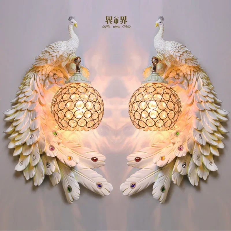 Nordic Retro Dual Color Peacock Wall Lamp Creative Gold White Lamps LED Crystal Metal Light Corridor Decoration
Nordic Retro Dual Color Peacock Wall Lamp Creative Gold White Lamps LED Crystal Metal Light Corridor Decoration