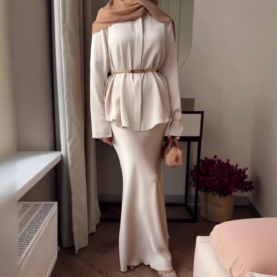 Skirt Suit Women Eid Shirt Top Long Skirts 2 Piece Set Morocco Dubai Modest Overshirt Ensemble Lace Up Ramadan Muslim Outfits
Skirt Suit Women Eid Shirt Top Long Skirts 2 Piece Set Morocco Dubai Modest Overshirt Ensemble Lace Up Ramadan Muslim Outfits