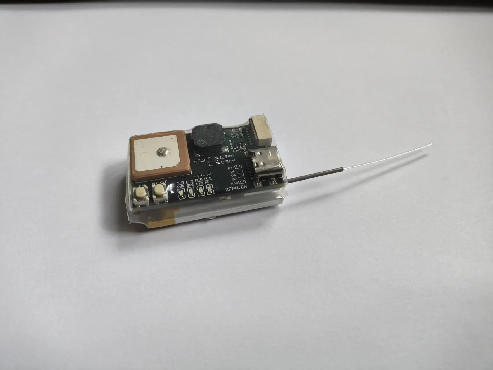 4 г цифровая передача GPS-модель локатора самолета Find the Machine God 2 V3.5 Penguin-Locator
4 г цифровая передача GPS-модель локатора самолета Find the Machine God 2 V3.5 Penguin-Locator