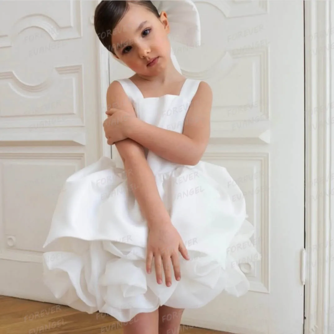 Graceful A Line Flower Girl Dress Fluffy 3-D Flowers Children's Dresses Sleeveless Backless Customized 2025 Vestidos De Novia
Graceful A Line Flower Girl Dress Fluffy 3-D Flowers Children's Dresses Sleeveless Backless Customized 2025 Vestidos De Novia