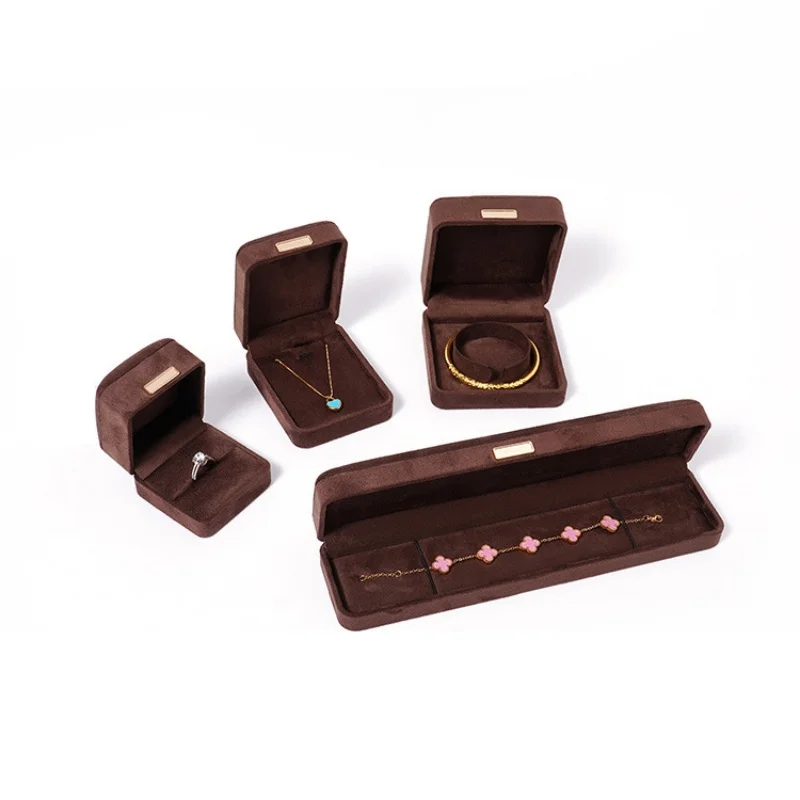 Set of 4 Jewelry Box For Proposal,Wedding,Ceremony,Anniversary,Gift Proposal Gift Jewelry Case Storage Organizer Supplies
Set of 4 Jewelry Box For Proposal,Wedding,Ceremony,Anniversary,Gift Proposal Gift Jewelry Case Storage Organizer Supplies