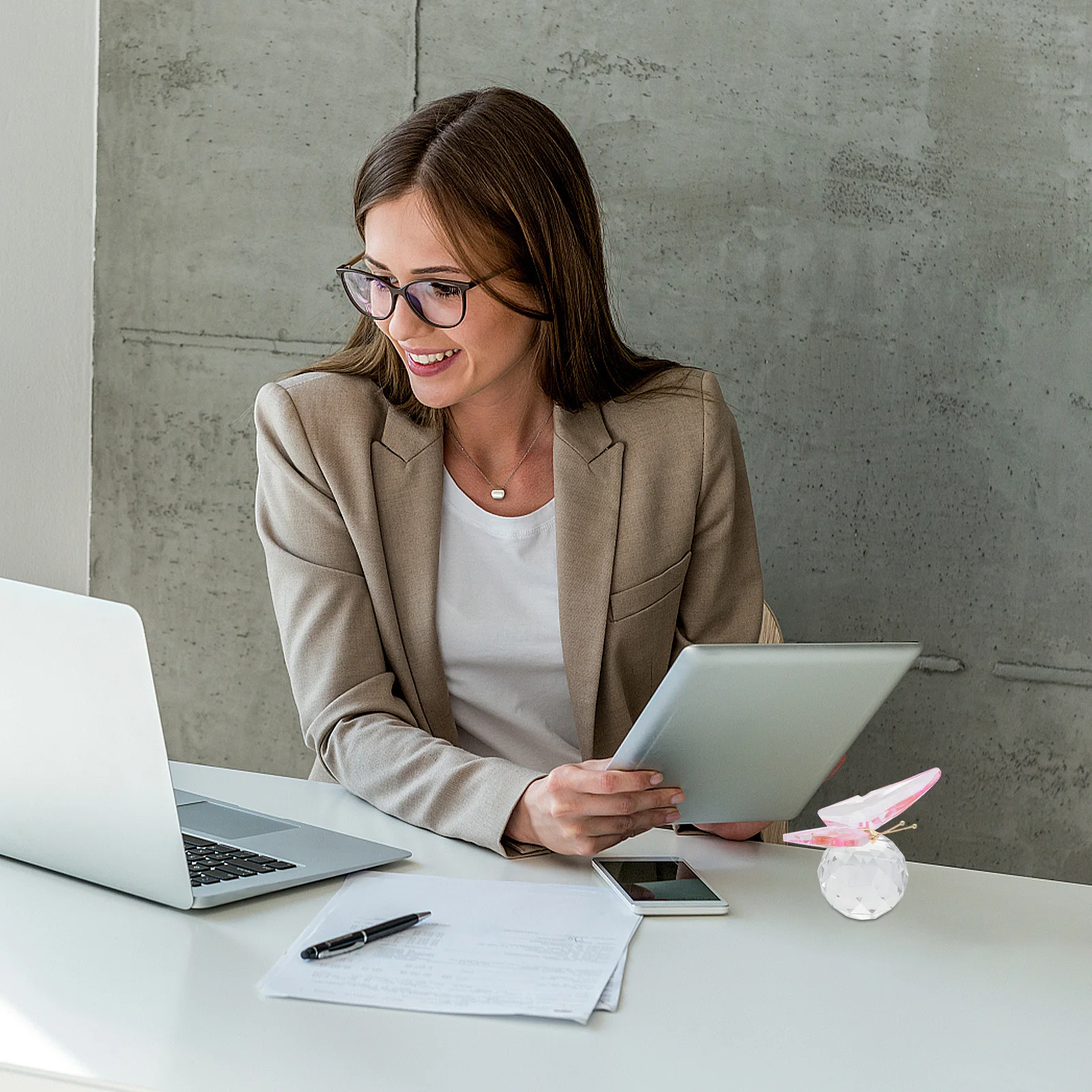 Crystal Butterfly Sculpture Intricate Detailing Sophisticated Room Tabletop Centerpiece
Crystal Butterfly Sculpture Intricate Detailing Sophisticated Room Tabletop Centerpiece