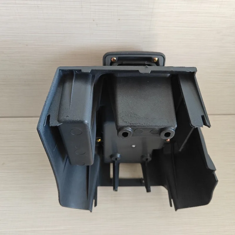 Адаптировано к ящику для хранения подлокотника Changfeng Cheetah V31V33
Адаптировано к ящику для хранения подлокотника Changfeng Cheetah V31V33
