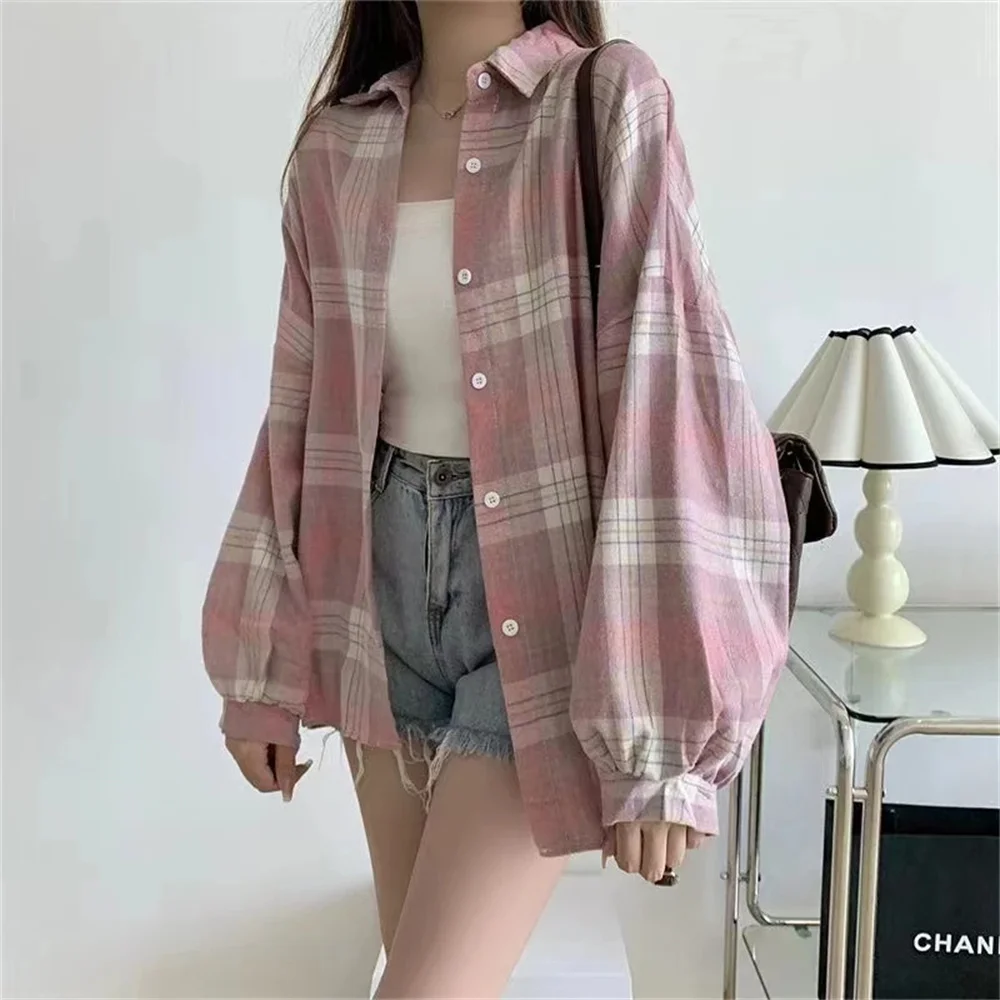 Lapel Plaid Shirt Women Summer Y2k Tartan Shirt Long Sleeve Button Up Oversized Jacket Grunge Fashion Teenage Girl Spring Outfit
Lapel Plaid Shirt Women Summer Y2k Tartan Shirt Long Sleeve Button Up Oversized Jacket Grunge Fashion Teenage Girl Spring Outfit