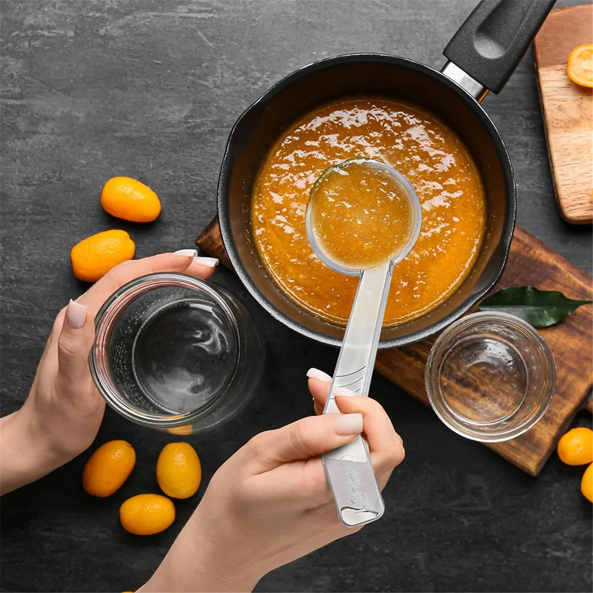 A66I, 10 шт., 7,8 дюйма, 1 унция, прозрачный маленький ковш, мини-половник для соуса, пластиковая чаша с длинной ручкой, половник, сервировочные ложки 
A66I, 10 шт., 7,8 дюйма, 1 унция, прозрачный маленький ковш, мини-половник для соуса, пластиковая чаша с длинной ручкой, половник, сервировочные ложки