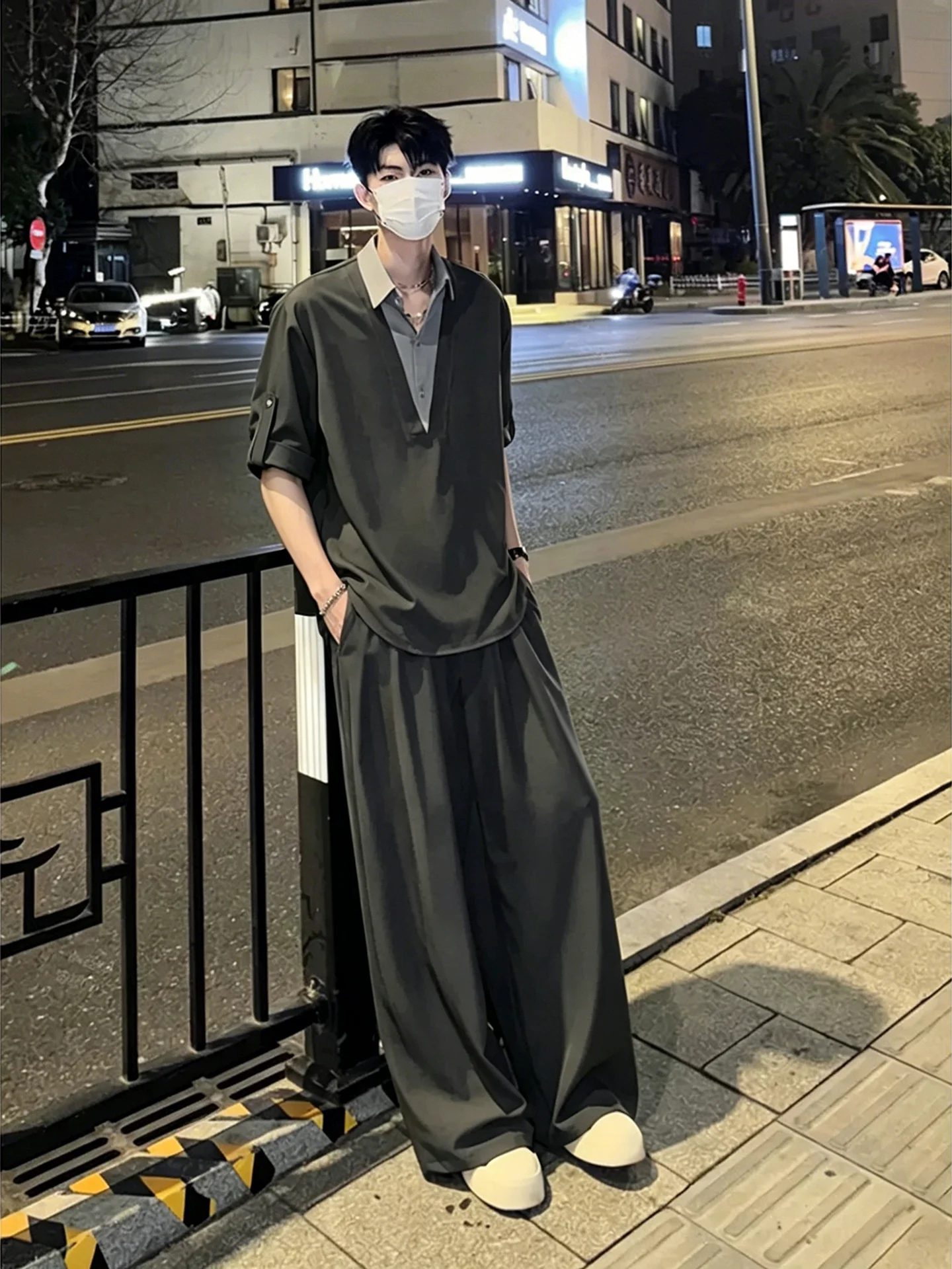 Cool Summer Men's Fashion Ice Silk Short Sleeve Shirt And Wide Leg Pants Set Classic Preppy Style Polyester Fiber Long Pants
Cool Summer Men's Fashion Ice Silk Short Sleeve Shirt And Wide Leg Pants Set Classic Preppy Style Polyester Fiber Long Pants